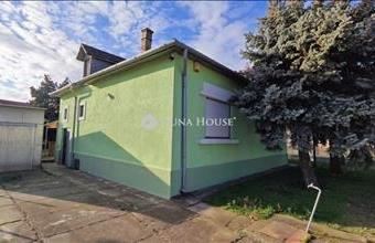 Eladó Kecskeméti családi ház hirdetés (57636483)