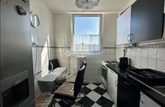 Eladó Budapest XX. kerületi csúsztatott zsalus lakás hirdetés (53327929)