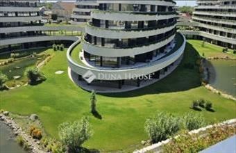 Eladó Szegedi csúsztatott zsalus lakás hirdetés (74529724)