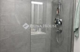 Eladó Szegedi csúsztatott zsalus lakás hirdetés (33689634)