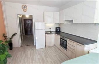 Eladó Szolnoki panel lakás hirdetés (51867844)