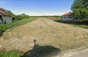 Eladó Szolnoki lakóövezeti telek hirdetés (44778332)