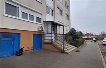 Kiadó Szolnoki tégla lakás hirdetés (34333543)