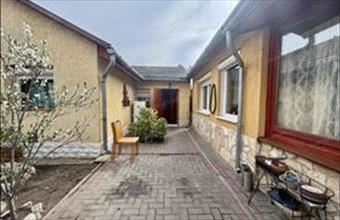 Eladó Budapest XX. kerületi családi ház hirdetés (71431443)