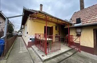 Eladó Halászteleki családi ház hirdetés (94835998)