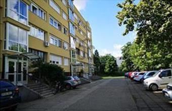 Kiadó Debreceni csúsztatott zsalus lakás hirdetés (38534667)