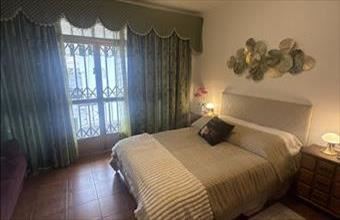 Eladó Spanyolországi sorház hirdetés (69449785)