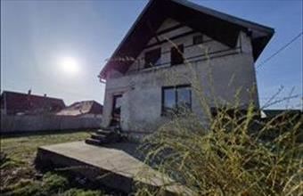 Eladó Felsőpakonyi családi ház hirdetés (32424948)