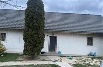 Eladó Vértesacsai családi ház hirdetés (74529424)