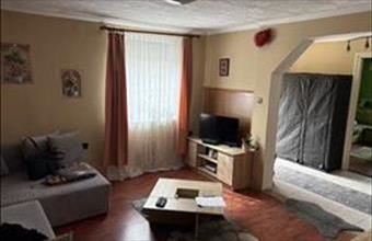 Eladó Újkenézi családi ház hirdetés (42381629)