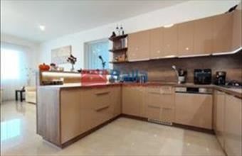 Eladó Pomázi családi ház hirdetés (92235445)