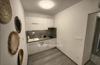 Eladó Siófoki tégla lakás hirdetés (71673242)