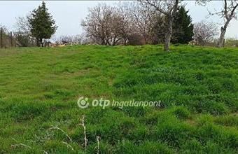 Eladó Taksonyi lakóövezeti telek hirdetés (39347525)