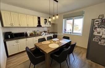 Eladó Újhartyáni családi ház hirdetés (57924942)