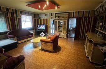 Eladó Dunaújvárosi családi ház hirdetés (86273939)