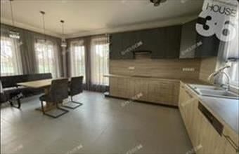 Eladó Kecskeméti családi ház hirdetés (45639353)