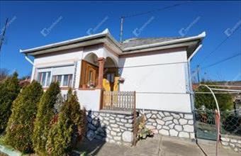 Eladó Kácsi családi ház hirdetés (44797738)