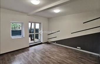 Eladó Esztergomi tégla lakás hirdetés (64446552)