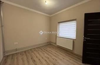 Eladó Tiszacsegei családi ház hirdetés (37688439)