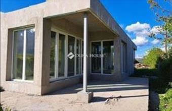 Eladó Váci családi ház hirdetés (34484635)