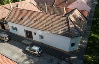 Eladó Váci családi ház hirdetés (73438924)
