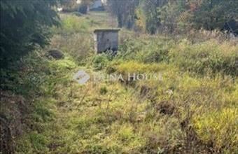 Eladó Pécsi lakóövezeti telek hirdetés (79213393)