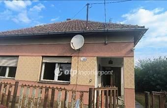 Eladó Cibakházai családi ház hirdetés (94446428)
