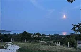 Eladó Balatonalmádi külterületi telek hirdetés (78325634)