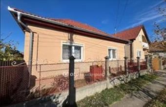 Eladó Berettyóújfalui családi ház hirdetés (37344473)
