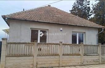 Eladó Tápiószecsői családi ház hirdetés (45753291)