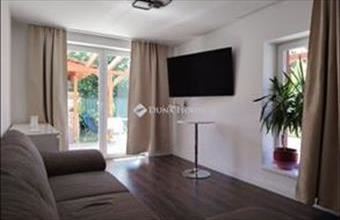 Eladó Budapest XVI. kerületi családi ház hirdetés (95438423)