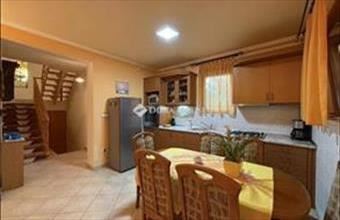 Eladó Kecskeméti ikerház hirdetés (64733679)