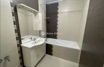 Eladó Kecskeméti tégla lakás hirdetés (86344687)