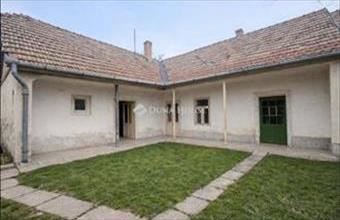Eladó Tolnanémedi családi ház hirdetés (93472433)