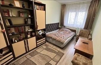 Eladó Budapest XV. kerületi panel lakás hirdetés (77857479)