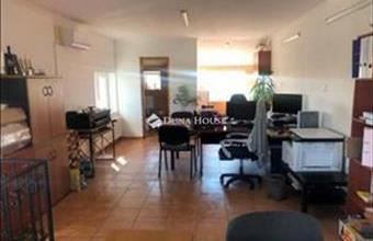 Eladó Kisapostagi műhely hirdetés (93764945)