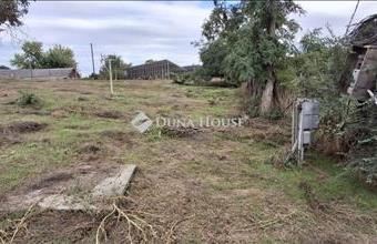 Eladó Taksonyi lakóövezeti telek hirdetés (84354342)