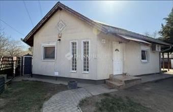 Eladó Gyömrői egyéb lakás hirdetés (86244348)