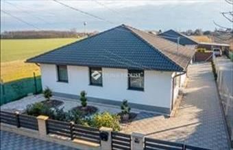 Eladó Majosházai ikerház hirdetés (54358993)