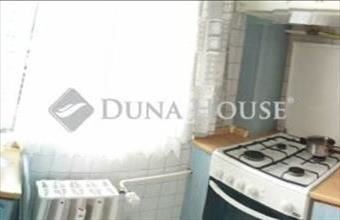 Eladó Szegedi panel lakás hirdetés (38343349)