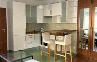 Kiadó Budapest III. kerületi tégla lakás hirdetés (77327338)