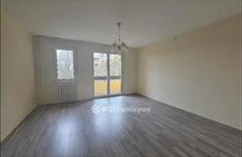 Eladó Ajkai panel lakás hirdetés (33426374)