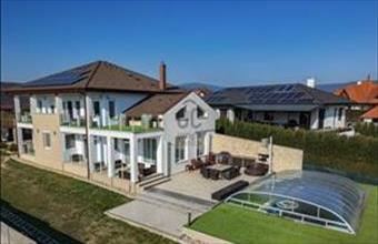 Eladó Csobánkai családi ház hirdetés (92353673)