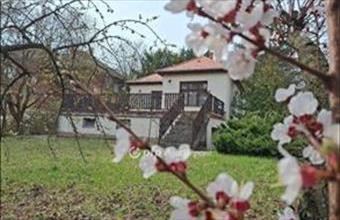 Eladó Budapest II. kerületi családi ház hirdetés (88443762)