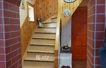 Eladó Budapest III. kerületi családi ház hirdetés (63579162)