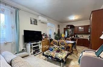 Eladó Budapest XIV. kerületi ikerház hirdetés (39771758)