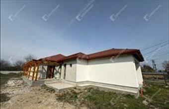 Eladó Pilisi családi ház hirdetés (61293744)