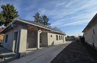 Eladó Szabadbattyáni családi ház hirdetés (48688685)