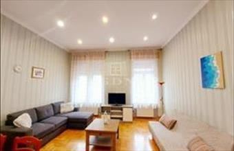 Kiadó Budapest VI. kerületi tégla lakás hirdetés (33876275)