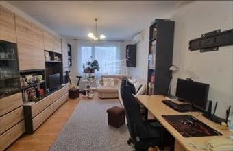 Eladó Veszprémi panel lakás hirdetés (52594373)